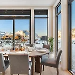 Nordic Retreat In Lofoten *