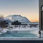 Nordic Retreat In Lofoten בית נופש Storoya