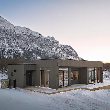 Nordic Retreat In Lofoten * Storoya